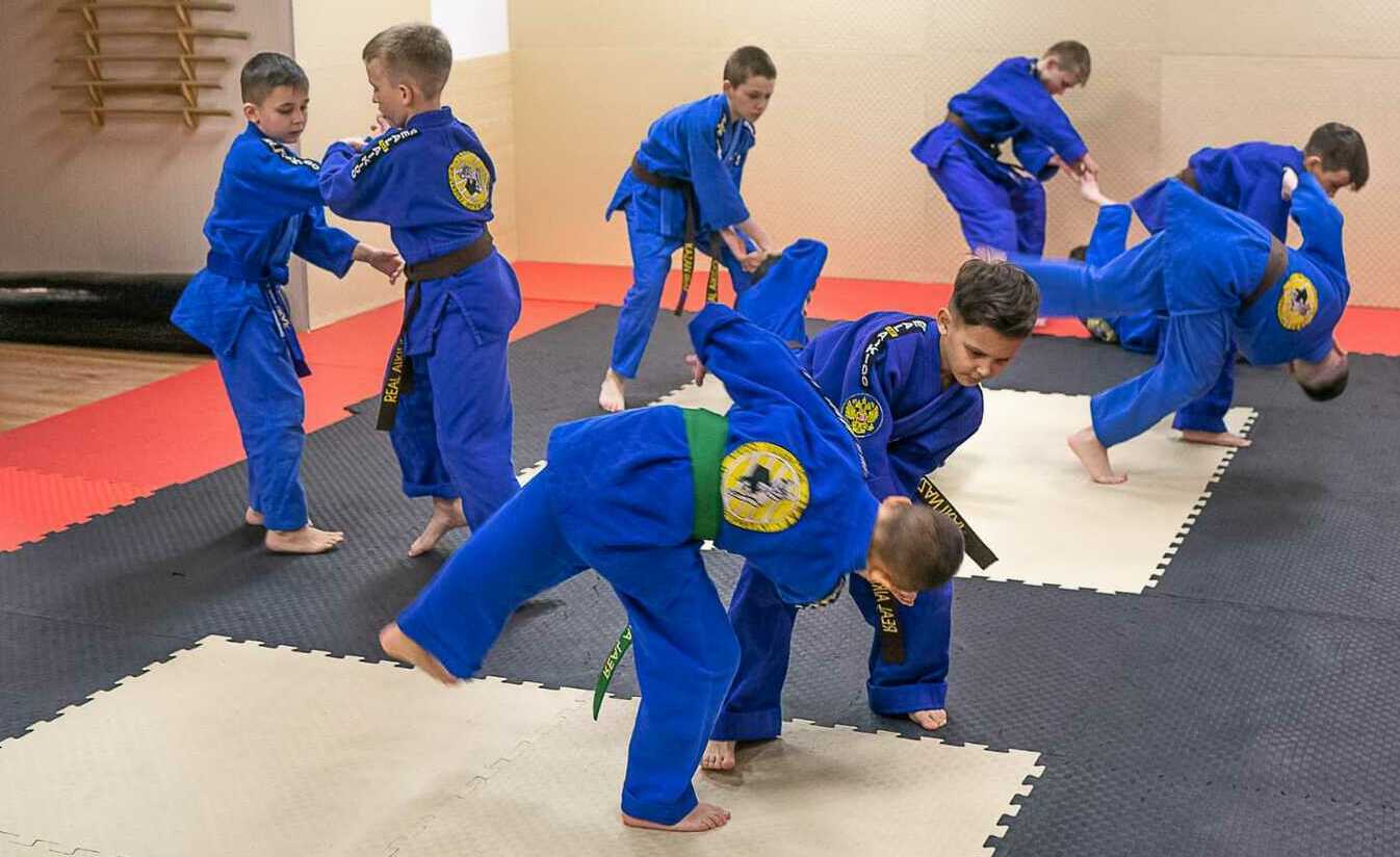 Как проходит тренировка по Айкидо Как проходит тренировка по Айкидо